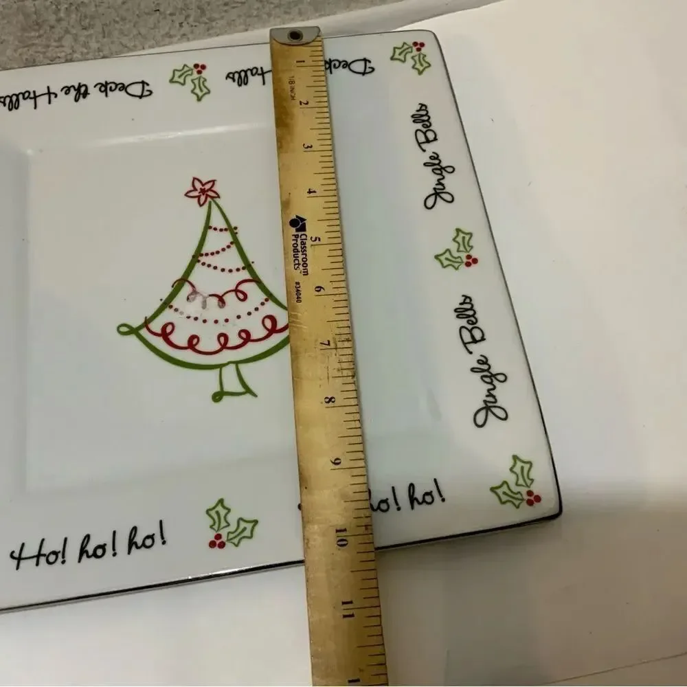St. Nicholas Square Dinner/Decorative Plate 'Tis the season G18